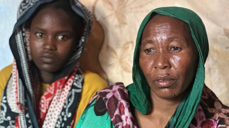 Fatima Mohamed Adam und eine Tochter